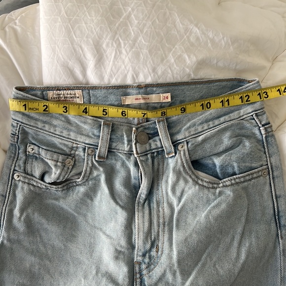 Levis high loose light wash jeans - Picture 11 of 11